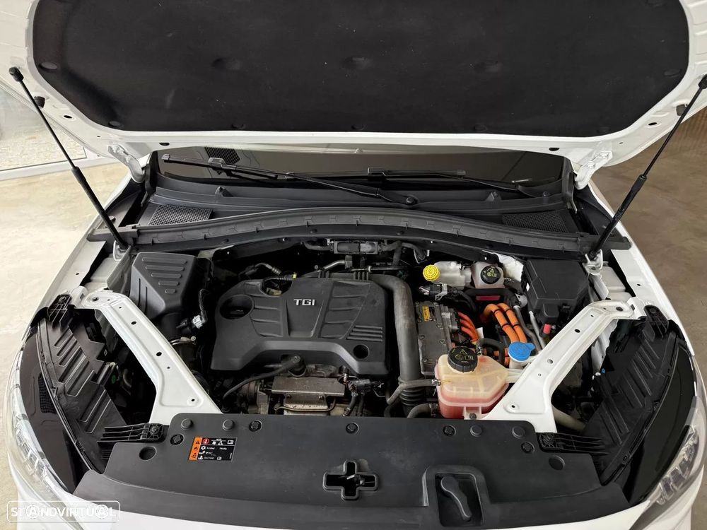 MG EHS 1.5 T-GDI Plug-in Hybrid Luxury - 26