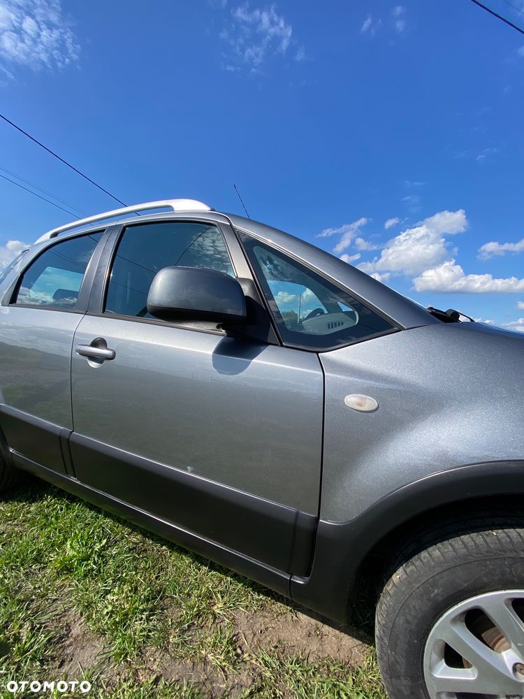 Fiat Sedici 1.6 16V 4x4 Emotion - 24