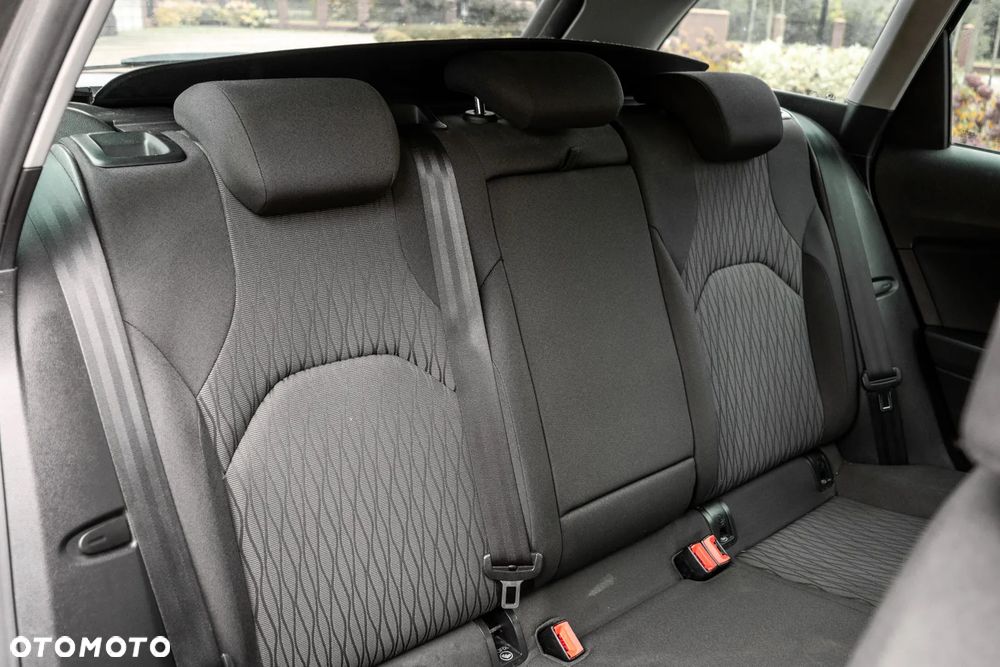 Seat Leon Sportstourer 2.0 TDI Start&Stop CONNECT - 22
