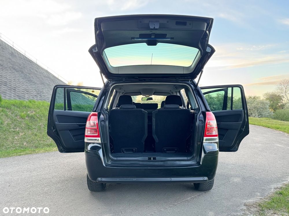 Opel Zafira 1.8 Family - 21