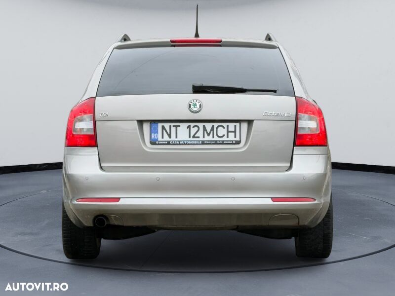 Skoda Octavia 1.6 TDI DPF Elegance Green tec - 6
