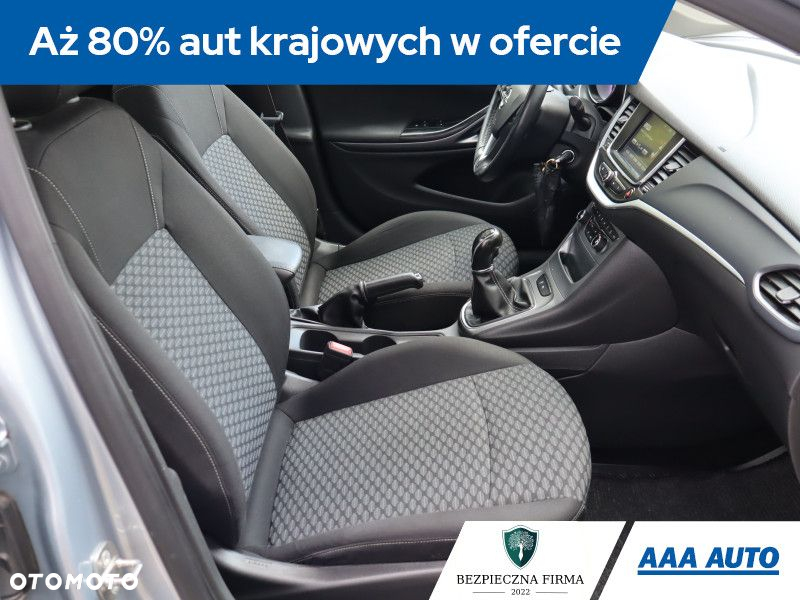 Opel Astra - 10