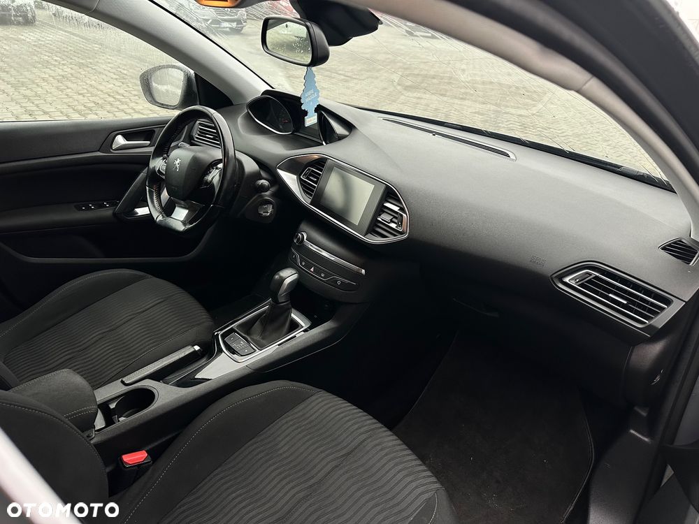 Peugeot 308 1.6 BlueHDi Active S&S EAT6 - 13