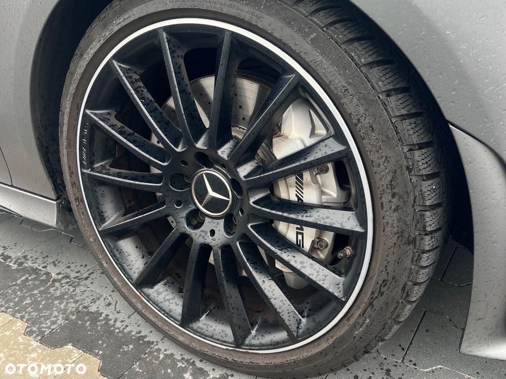 Mercedes-Benz CLA AMG 35 4-Matic 7G-DCT - 16
