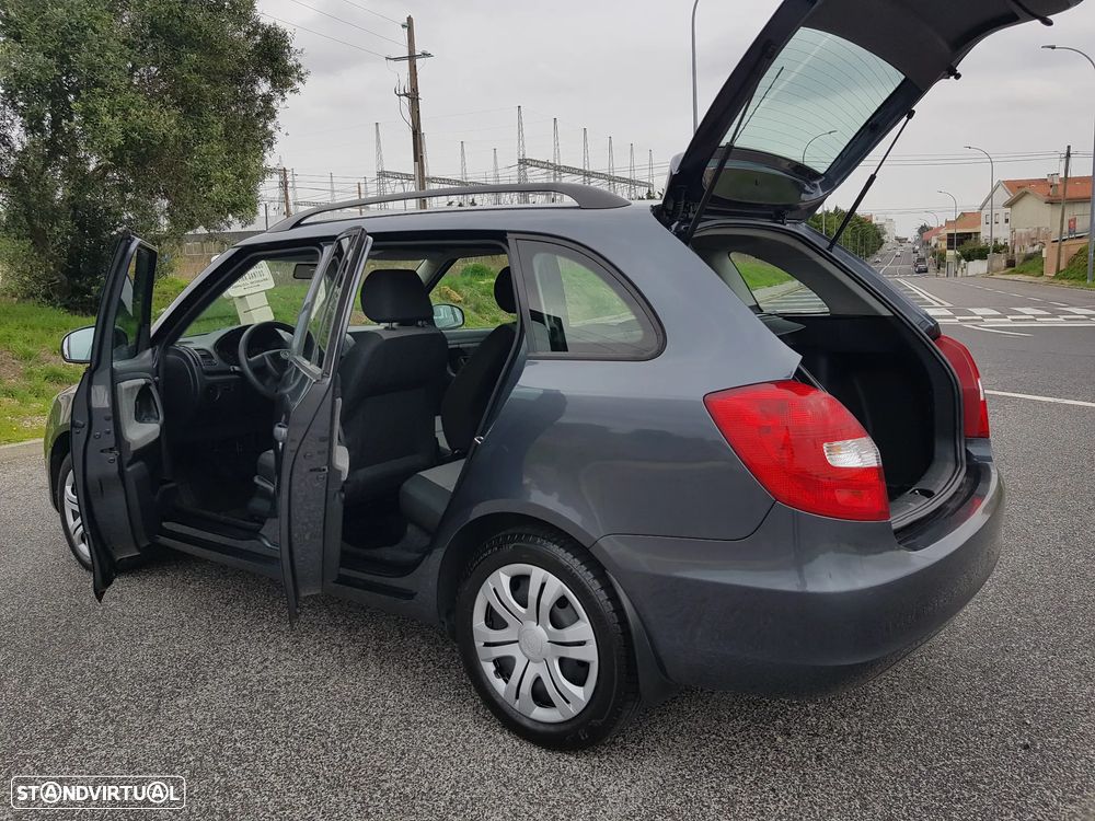 Skoda Fabia Break 1.2 TSi Ambiente - 53