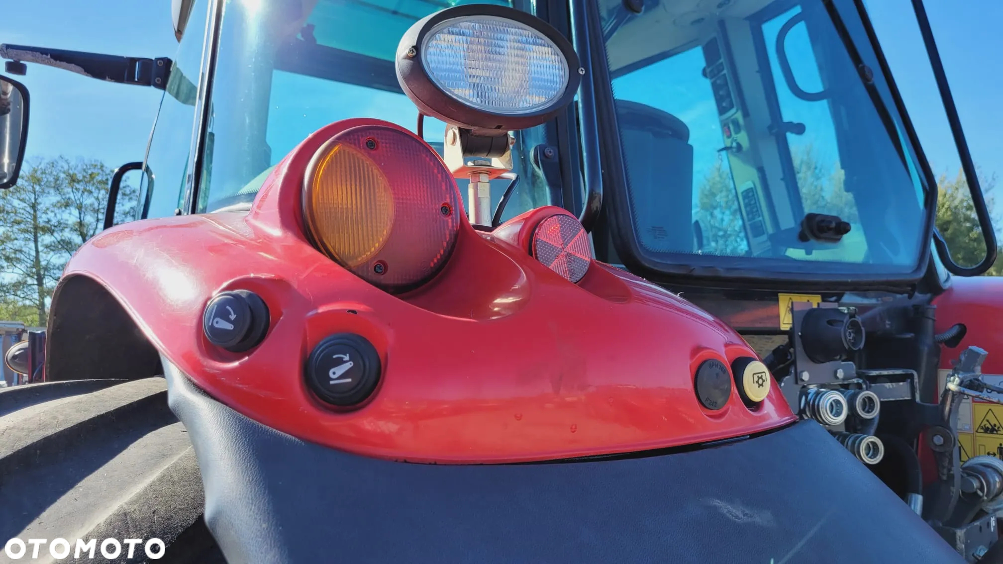 Massey Ferguson 5611 - 9
