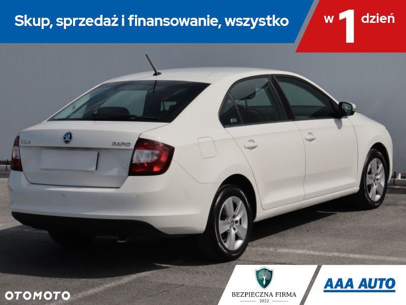 Skoda RAPID - 7