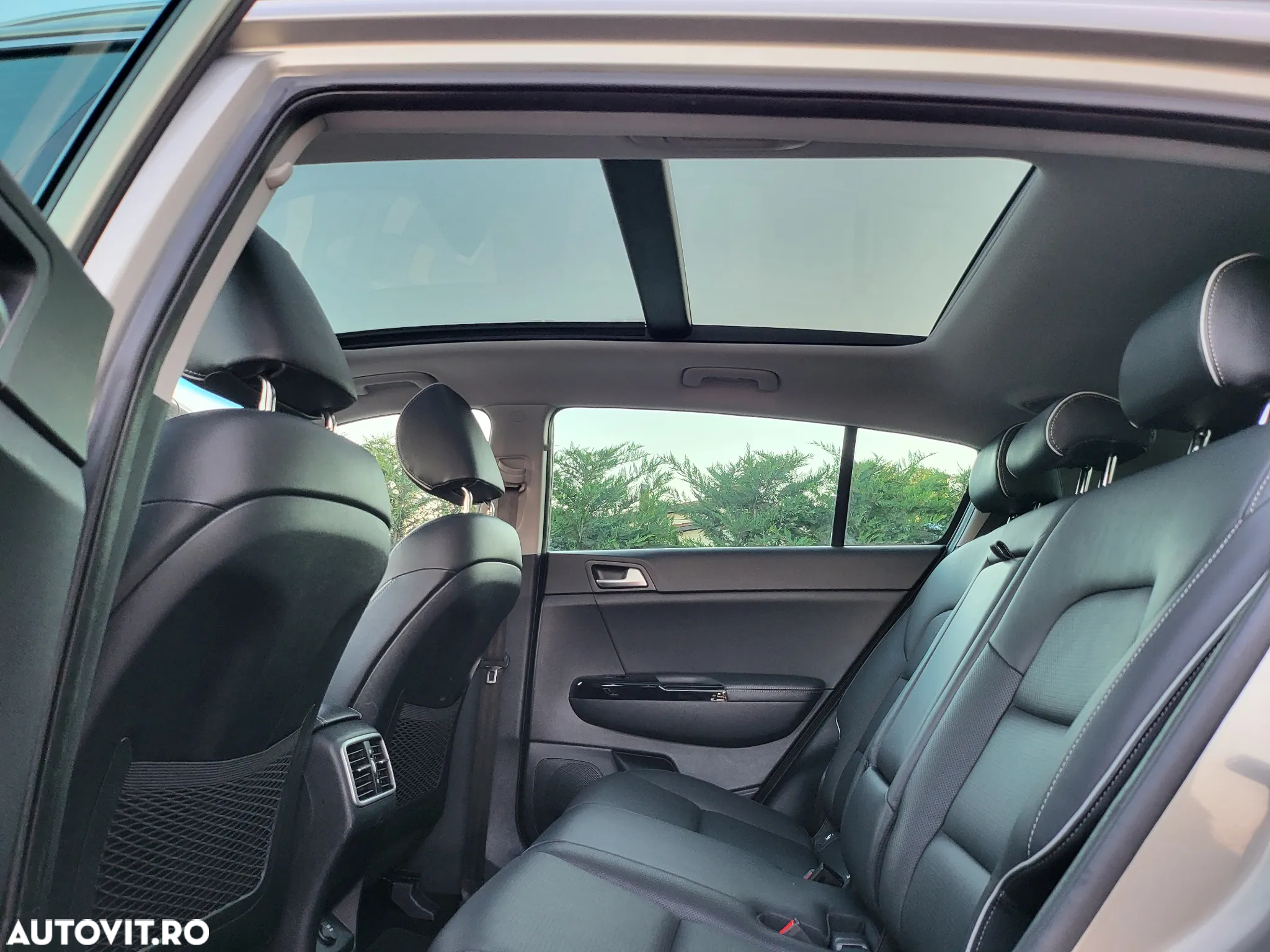 Kia Sportage 1.7 CRDI 2WD Attract - 17