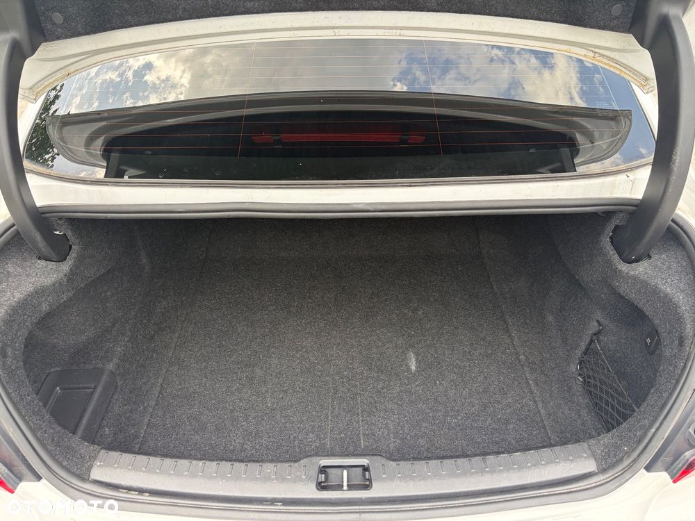 Volvo S60 B4 B R-Design - 17