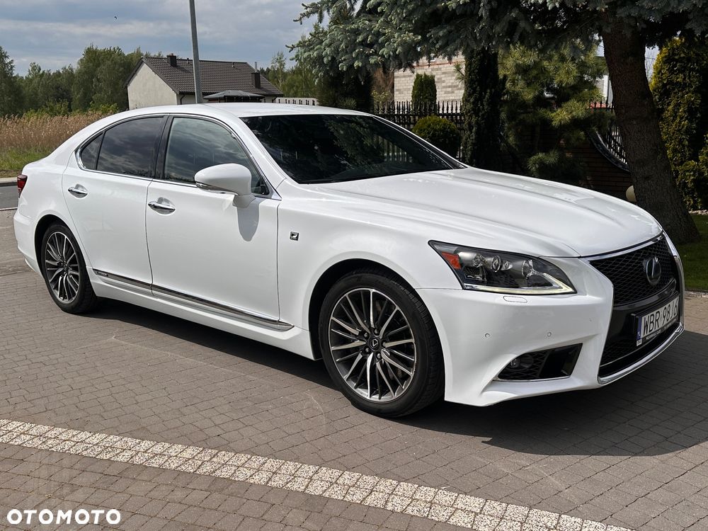 Lexus LS 600h F Sport - 16