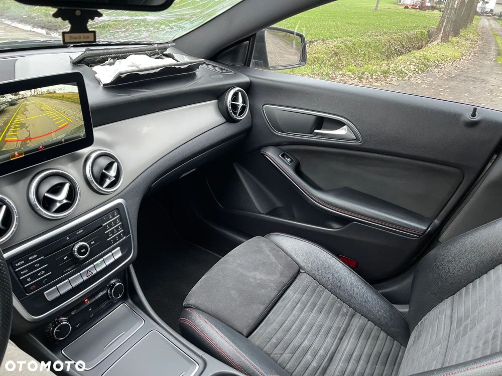 Mercedes-Benz CLA 180 d 7G-DCT AMG Line - 12
