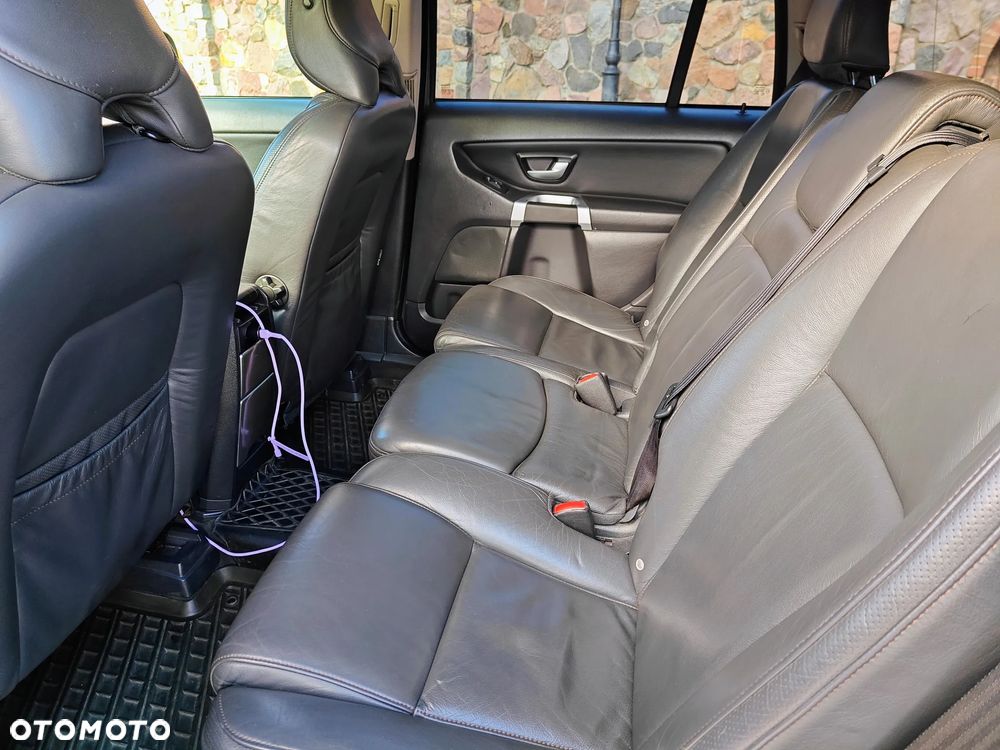 Volvo XC 90 D5 AWD Executive - 22