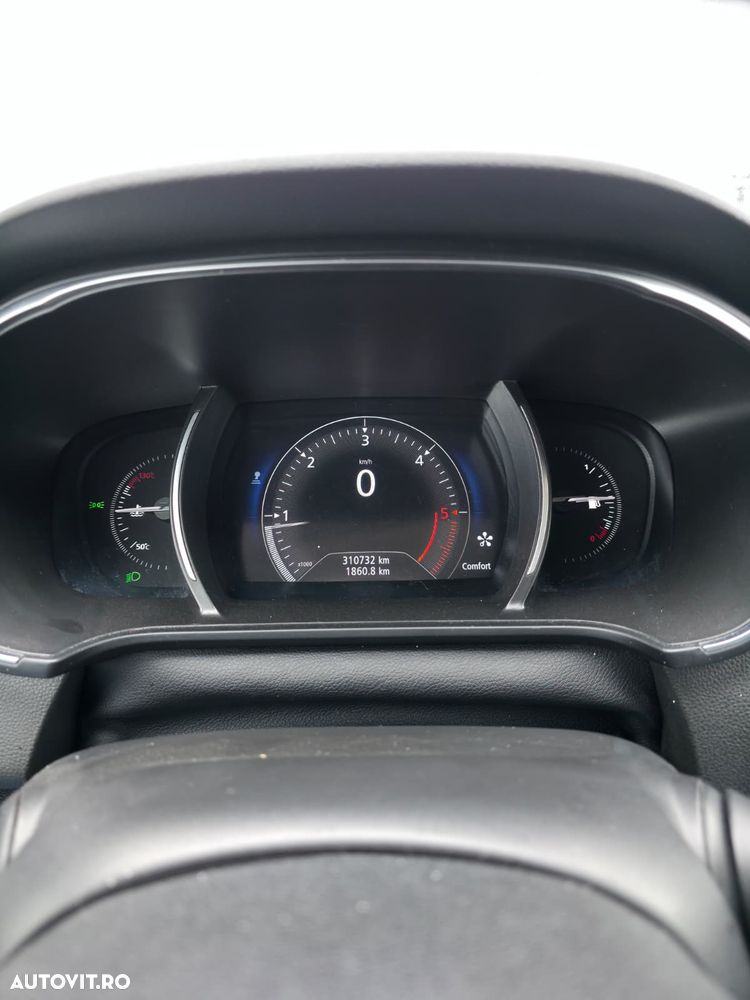 Renault Megane 1.6 dCI Intens - 12