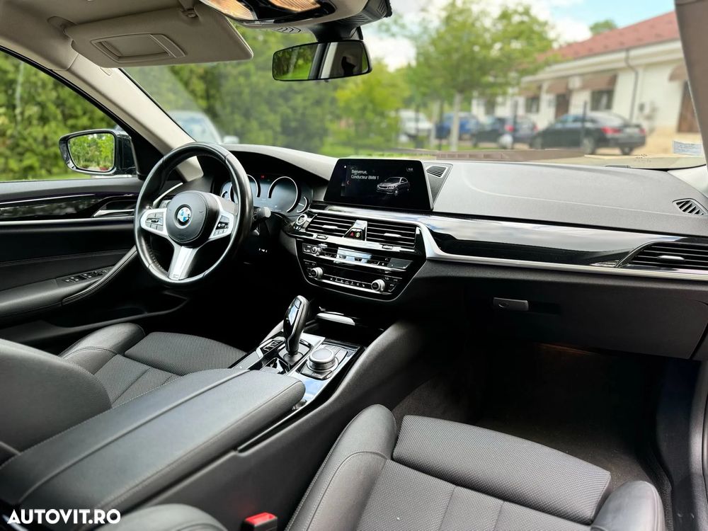 BMW Seria 5 520d xDrive AT - 11