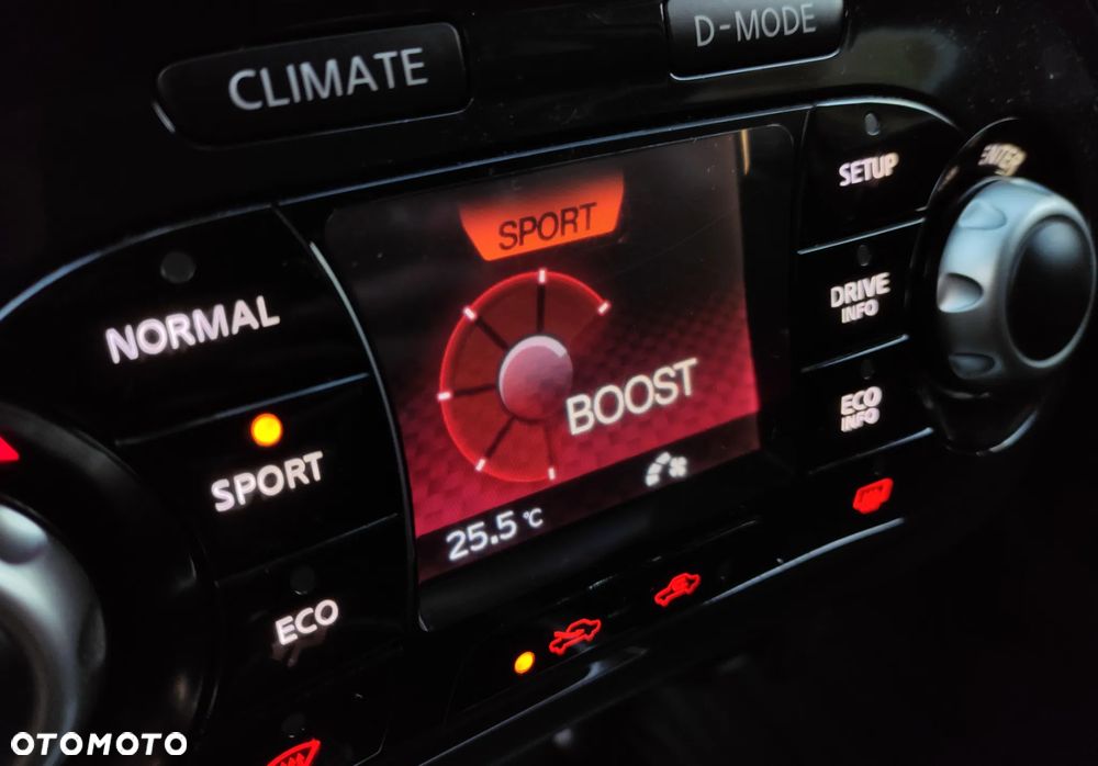 Nissan Juke 1.6 DIG-T Tekna - 13