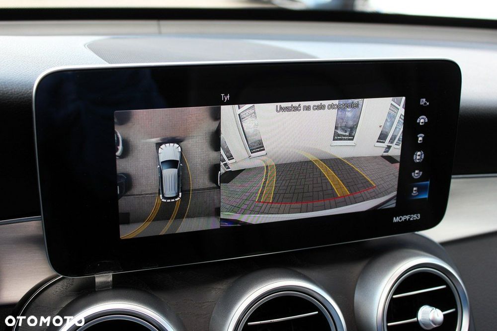 Mercedes-Benz GLC - 14