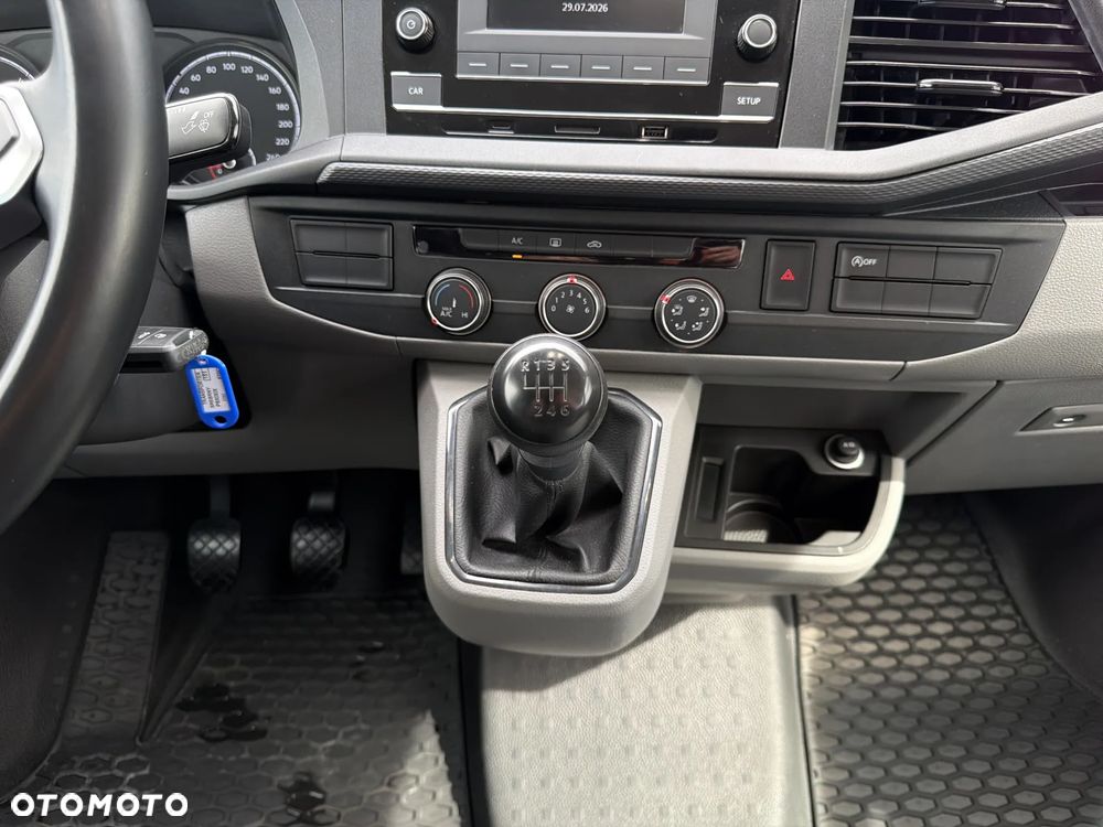 Volkswagen Transporter - 16