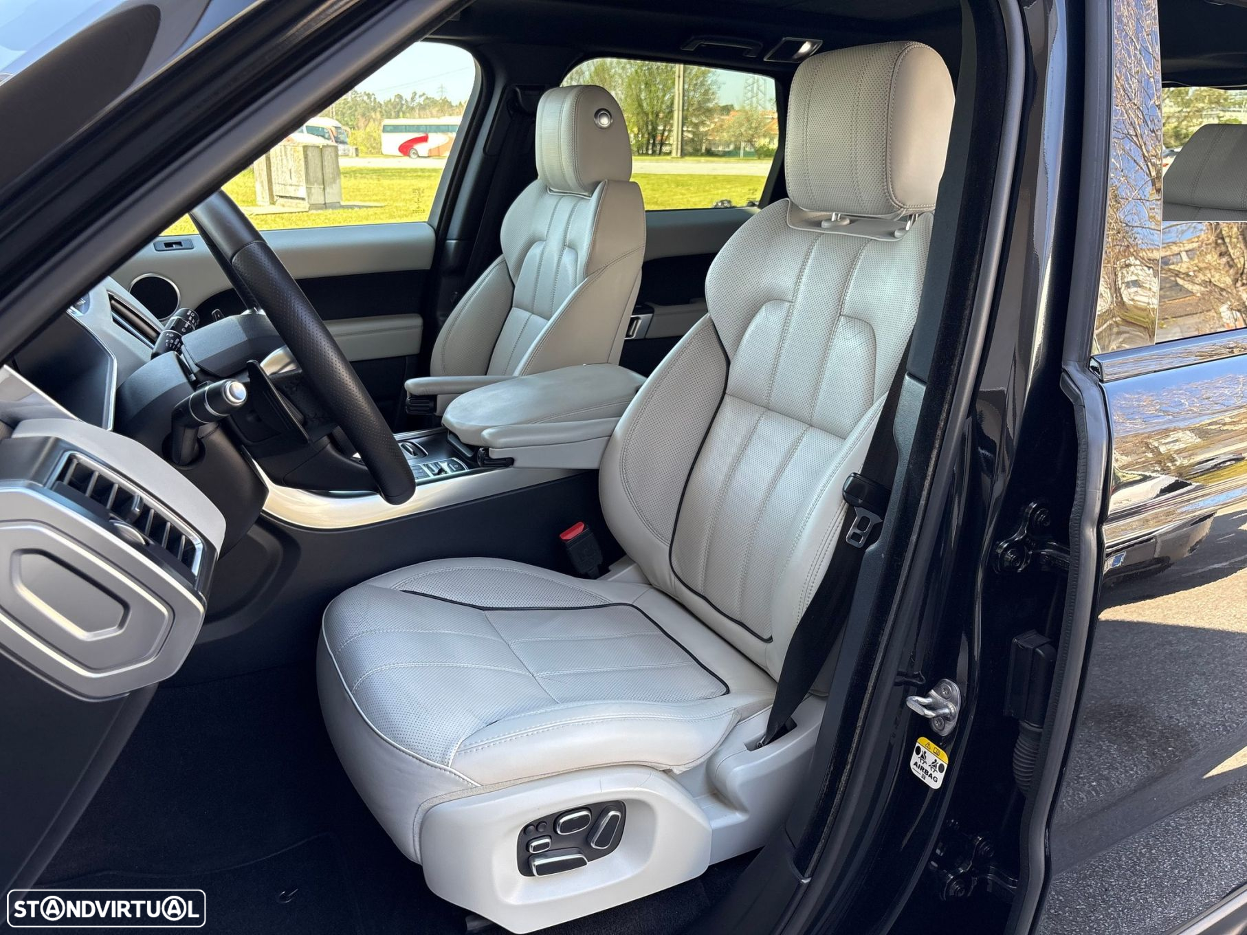 Land Rover Range Rover Sport 3.0 SDV6 HEV Autobiography Dynamic - 8