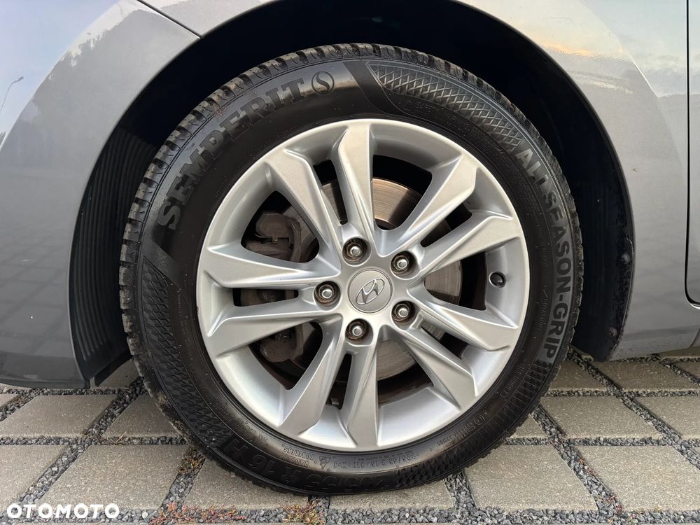 Hyundai i30 blue 1.6 CRDi Passion - 33