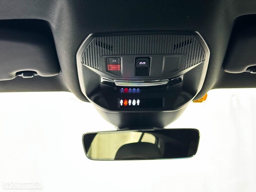 Peugeot 408 1.6 Hybrid GT e-EAT8 - 30
