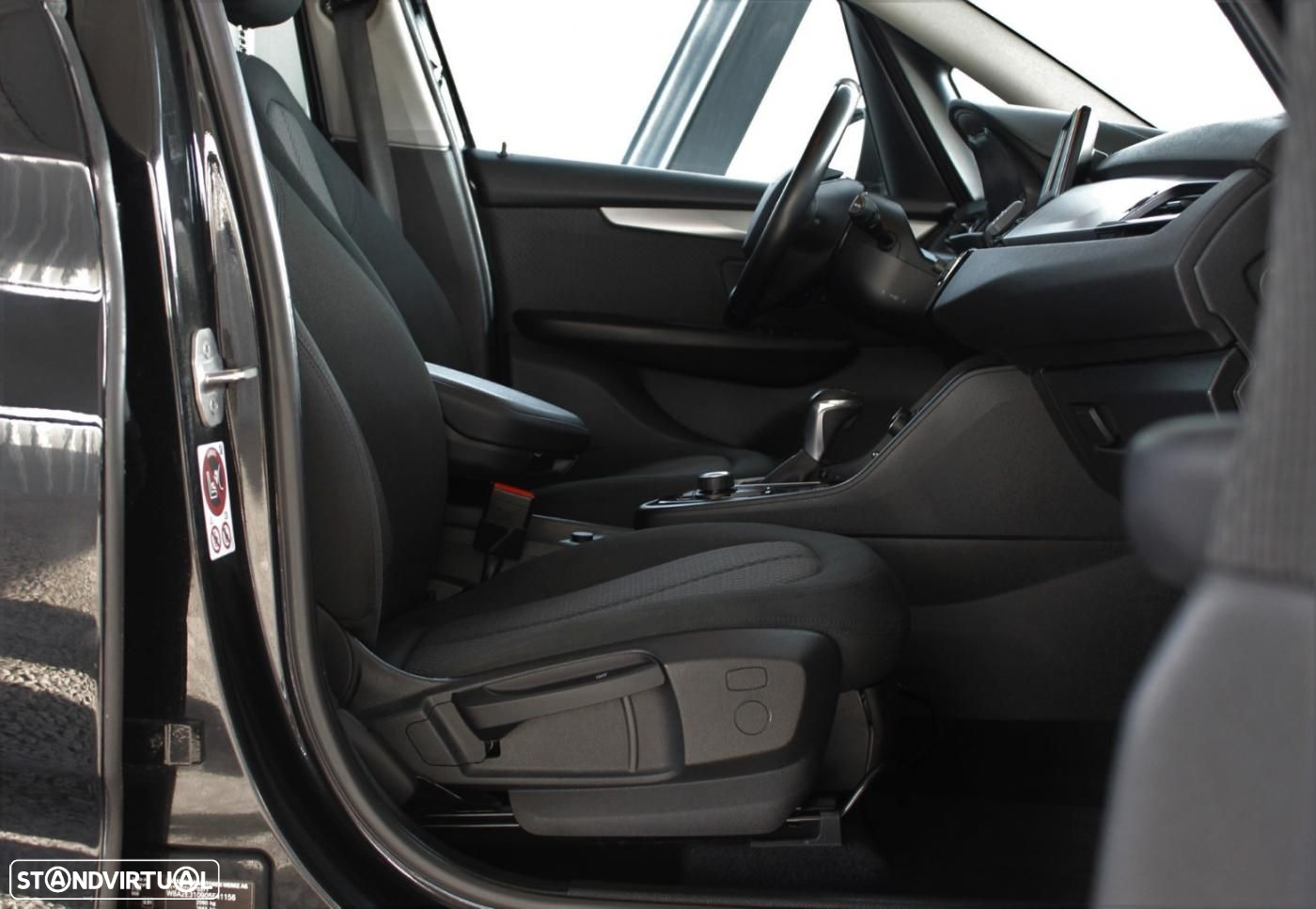 BMW 216 Gran Tourer d Advantage Auto - 10