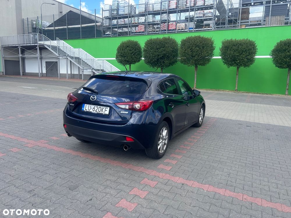 Mazda 3 - 4