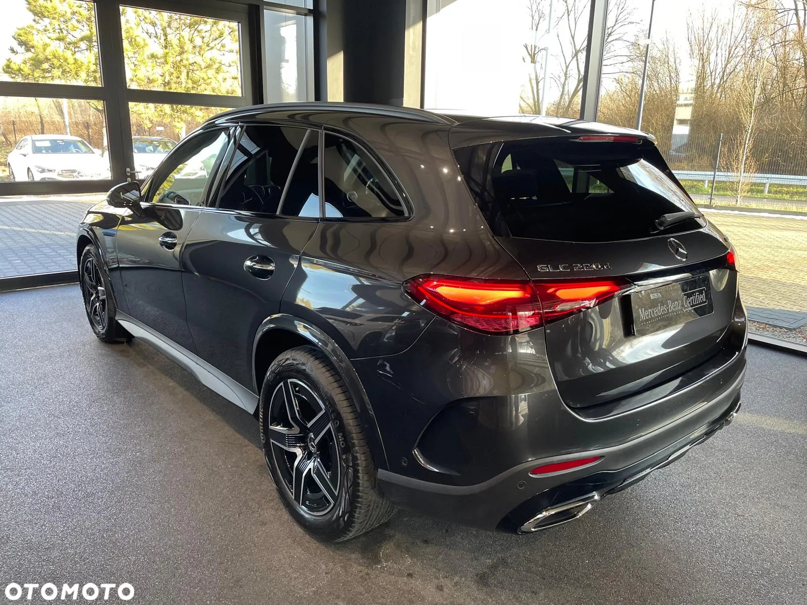 Mercedes-Benz GLC - 4