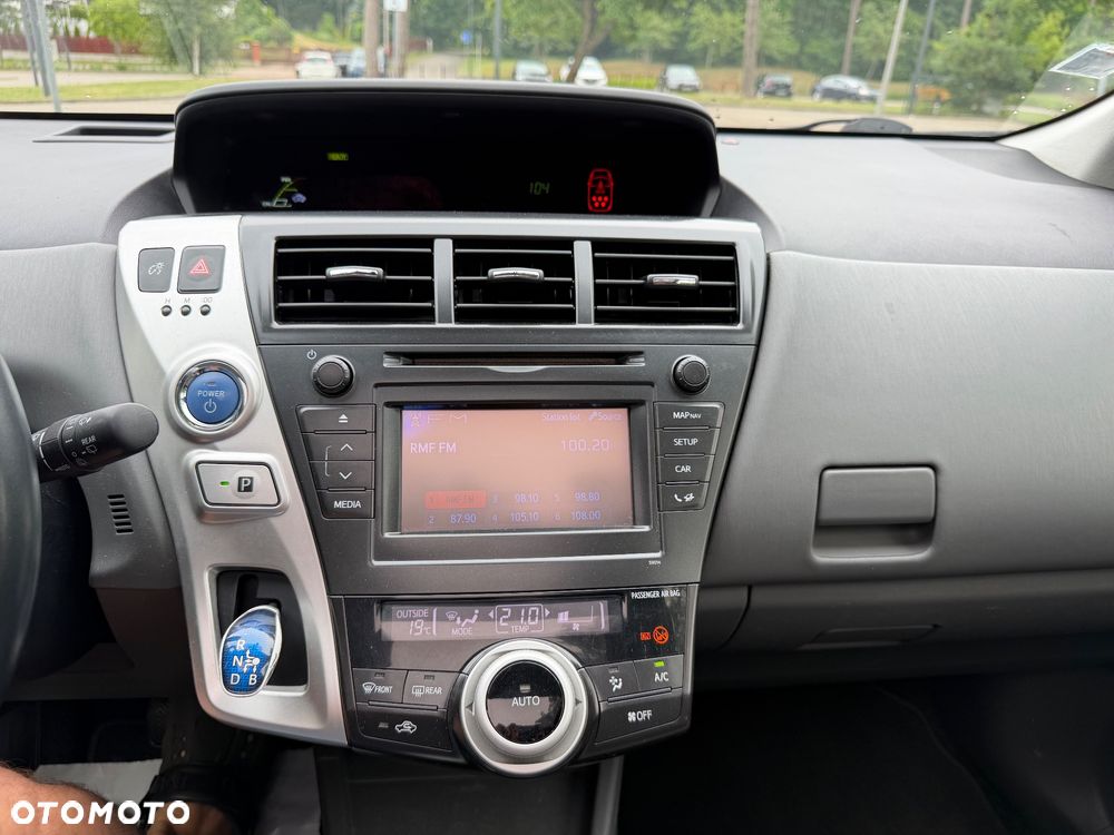 Toyota Prius+ (Hybrid) Executive - 27