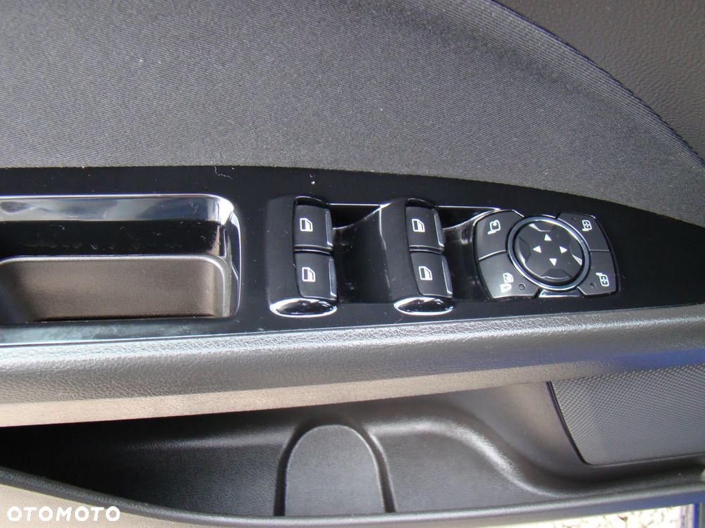 Ford Mondeo - 24