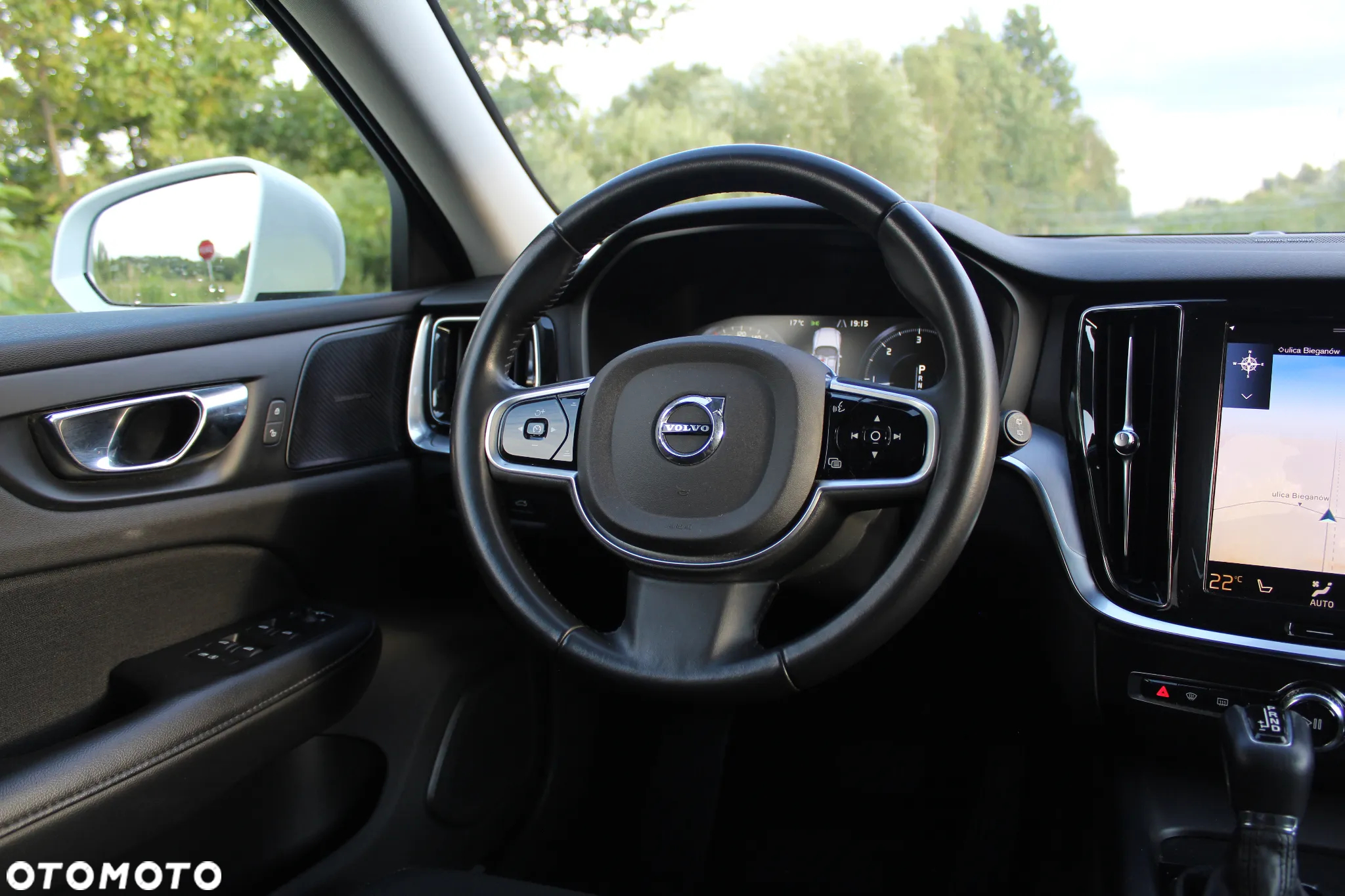 Volvo V60 Cross Country D4 AWD Geartronic Pro - 39