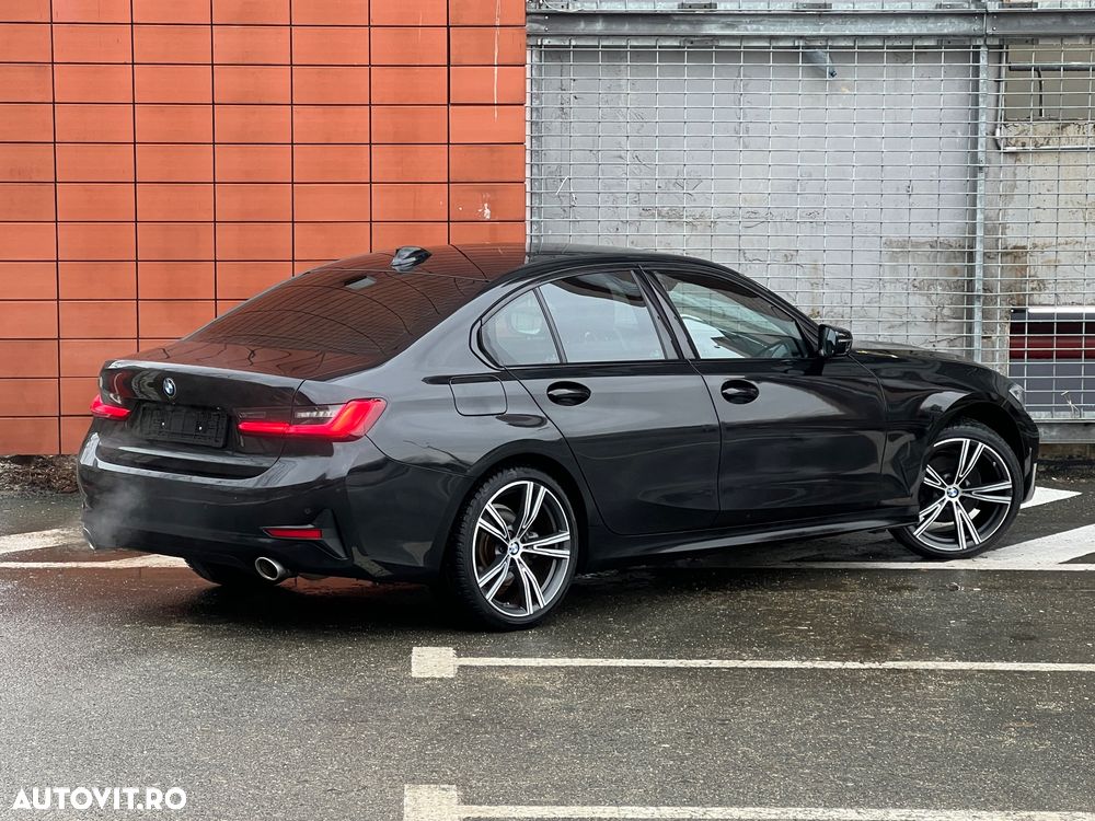 BMW Seria 3 320i Aut. Sport Line - 4