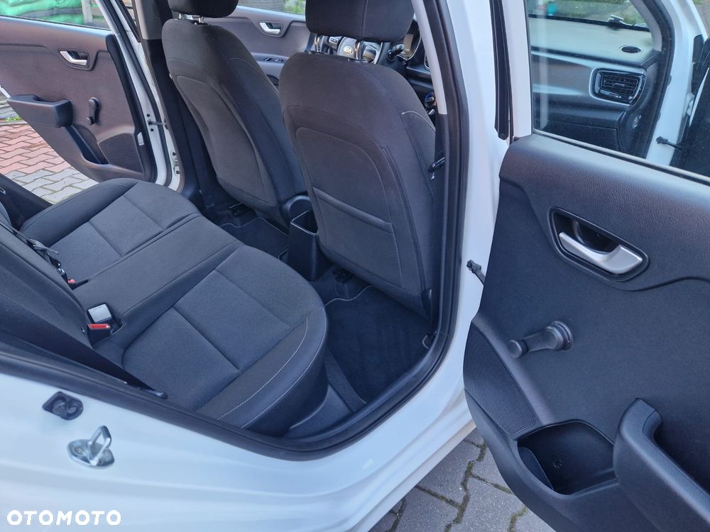 Kia Rio 1.2 Dream-Team Edition - 26