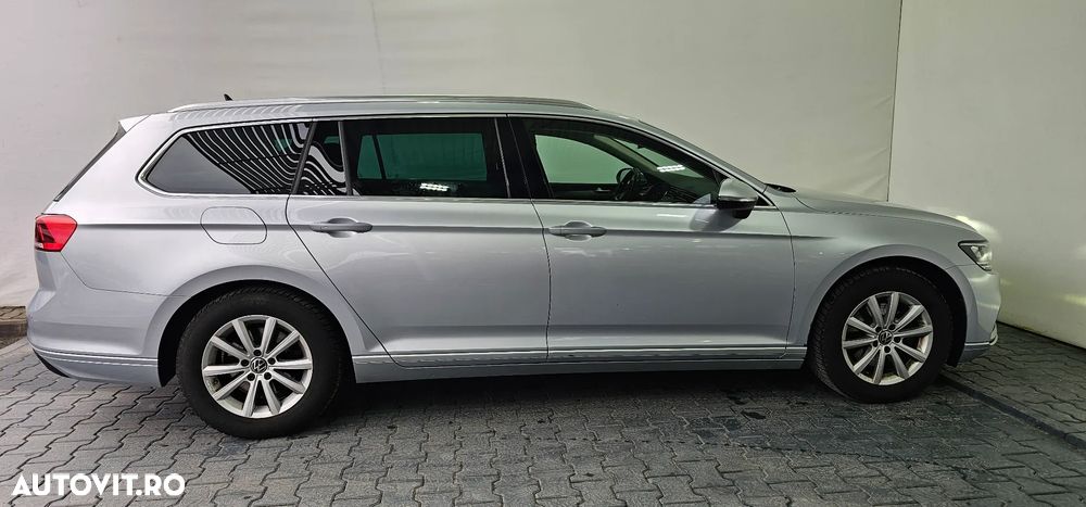 Volkswagen Passat 2.0 TDI SCR DSG Business - 35
