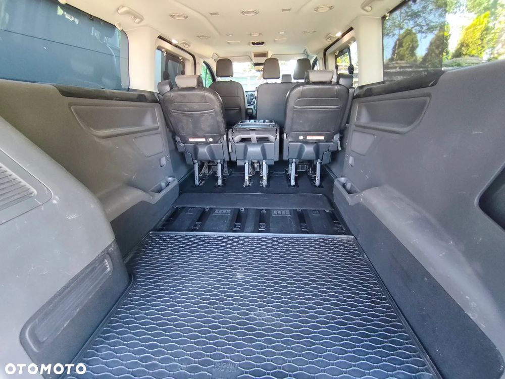 Ford Tourneo Custom 2.0 EcoBlue L1 Titanium SelectShift - 13