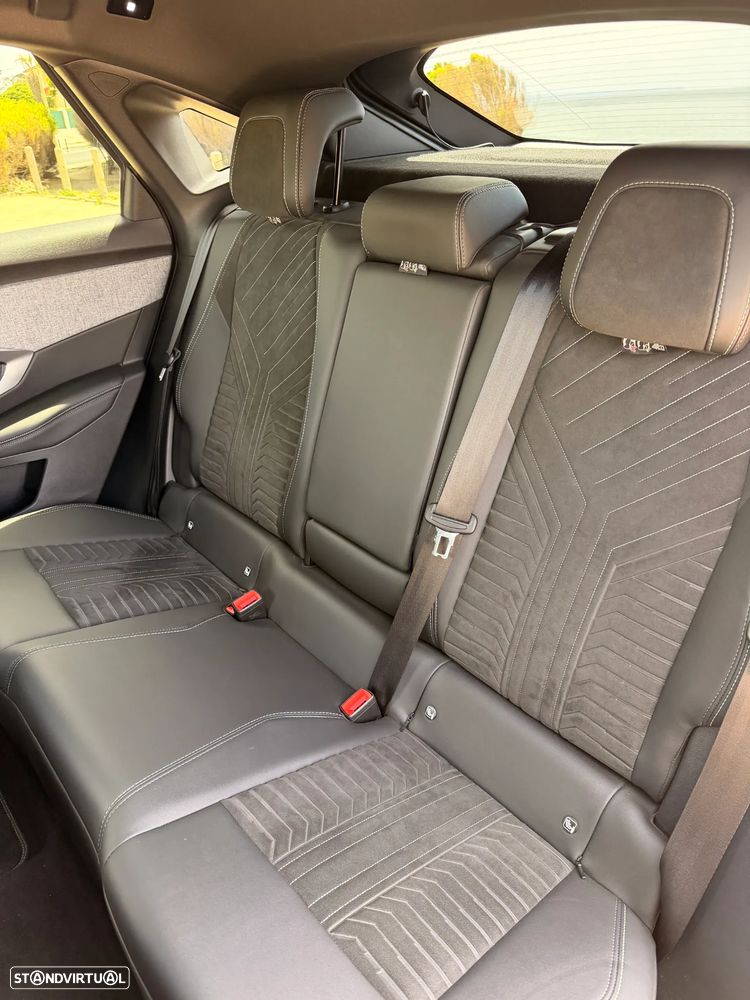 Peugeot 3008 1.2 Hybrid GT e-DCS6 - 19