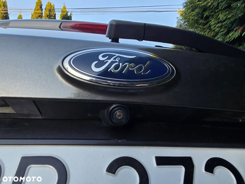 Ford Kuga 2.0 TDCi 4x4 Titanium - 17