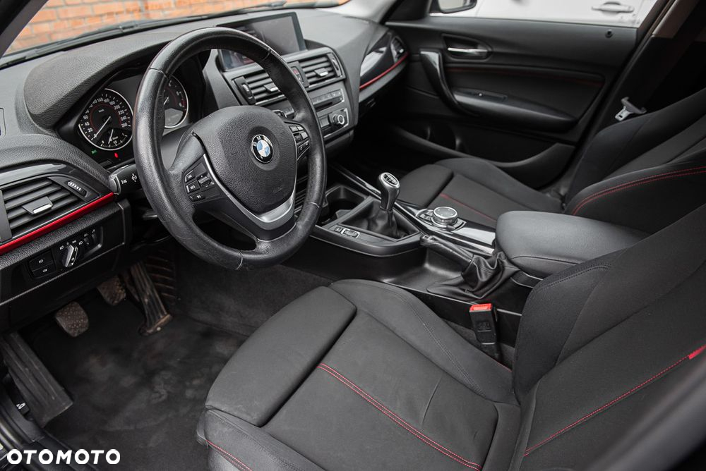 BMW Seria 1 116d Sport Line - 9