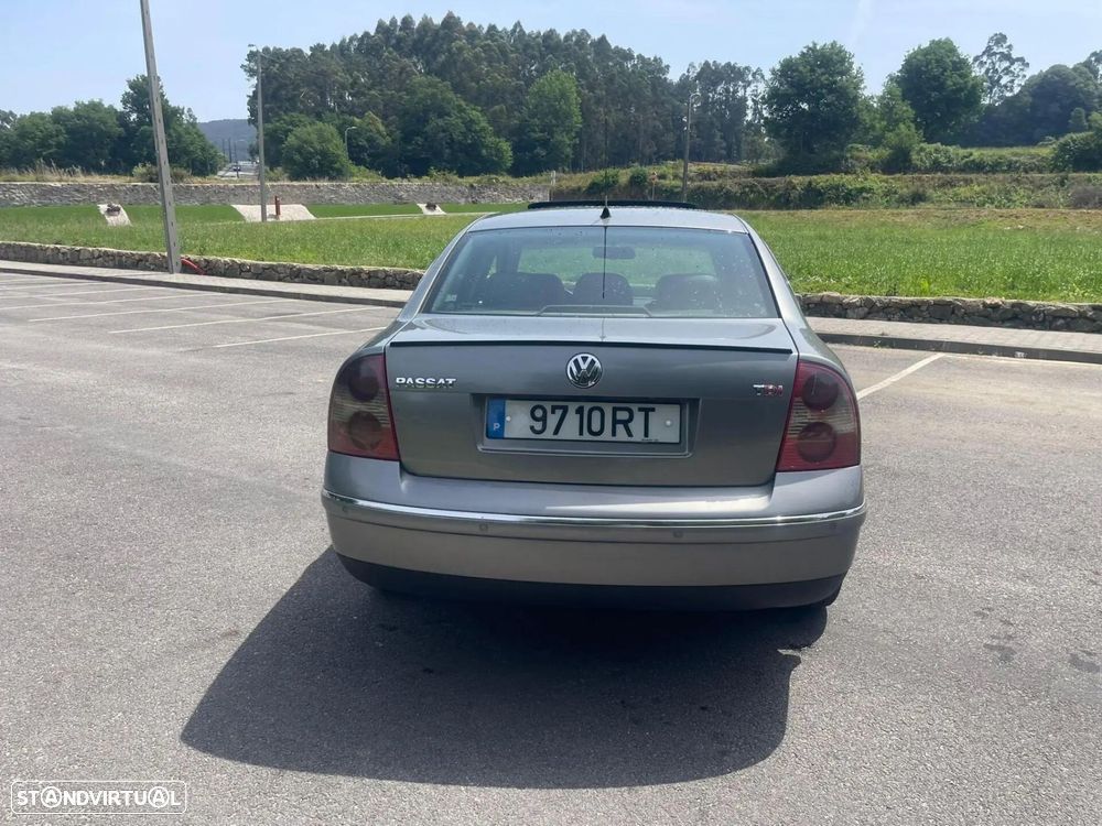 VW Passat - 14