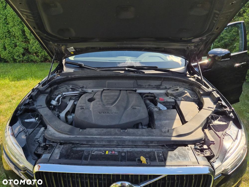Volvo XC 60 D4 AWD Momentum Pro - 19