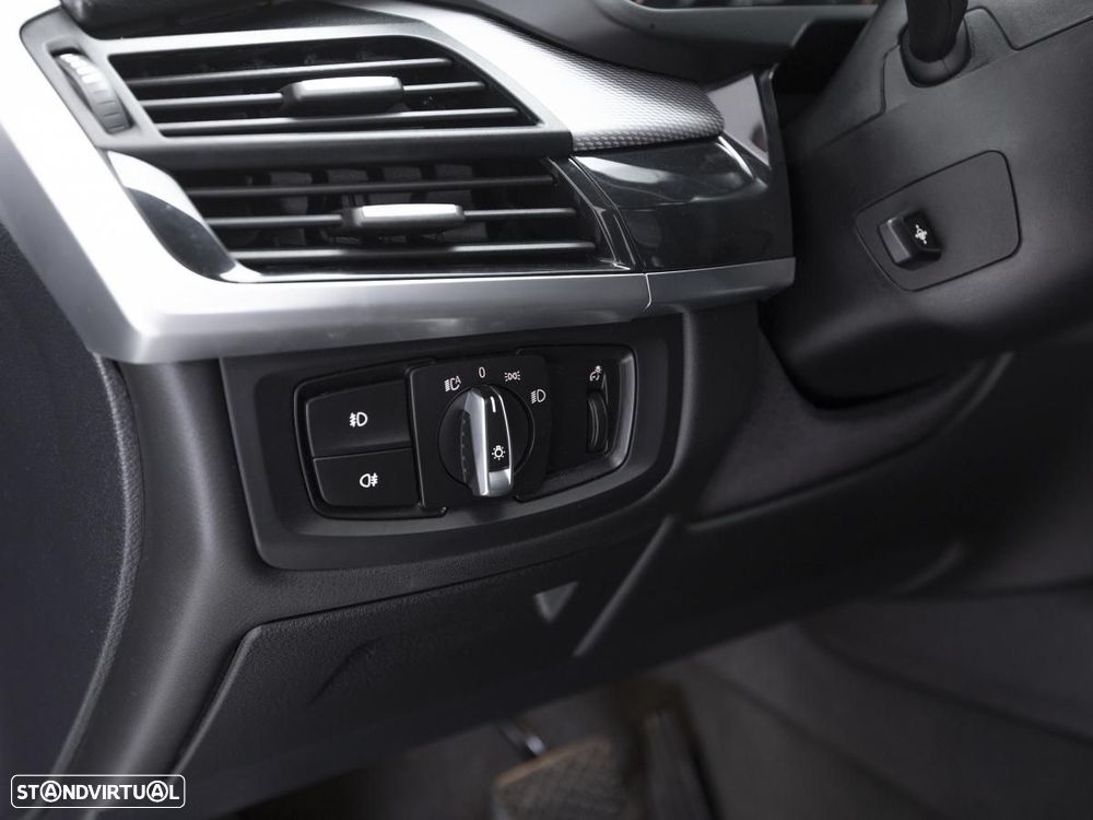 BMW X5 25 d sDrive Pack M - 19