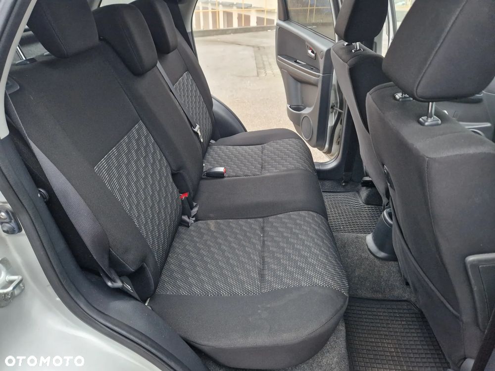 Suzuki SX4 1.6 GS / Premium - 22