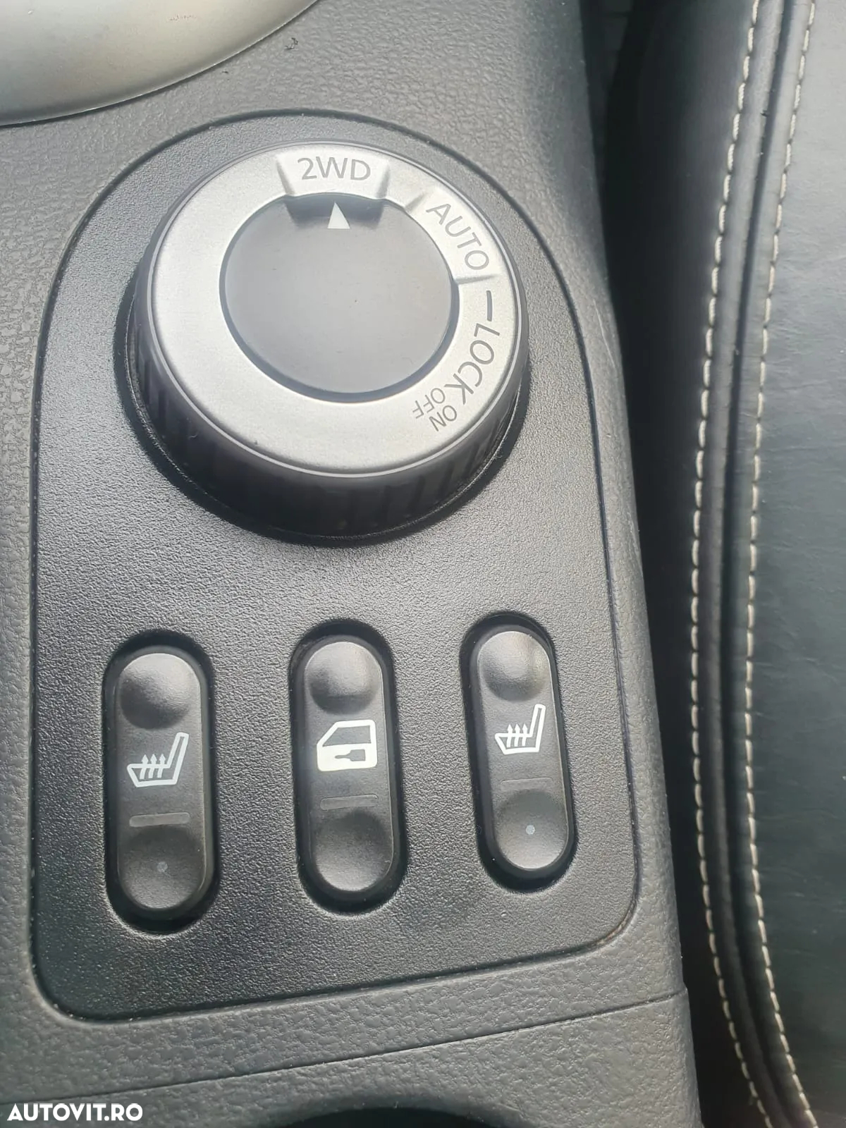 Nissan Qashqai 2.0 dCi DPF 4x4 tekna - 7