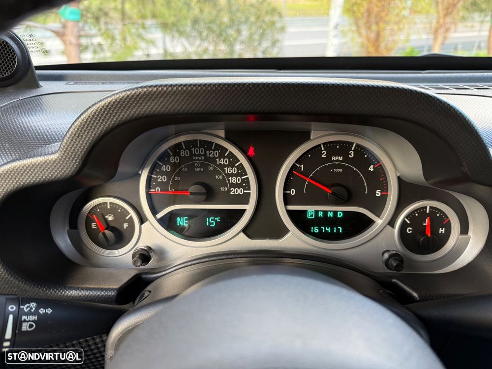 Jeep Wrangler Unlimited 2.8 CRD ATX Sahara - 16