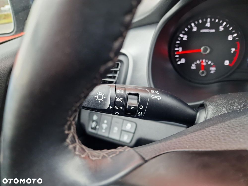 Kia Stonic 1.2 M - 29