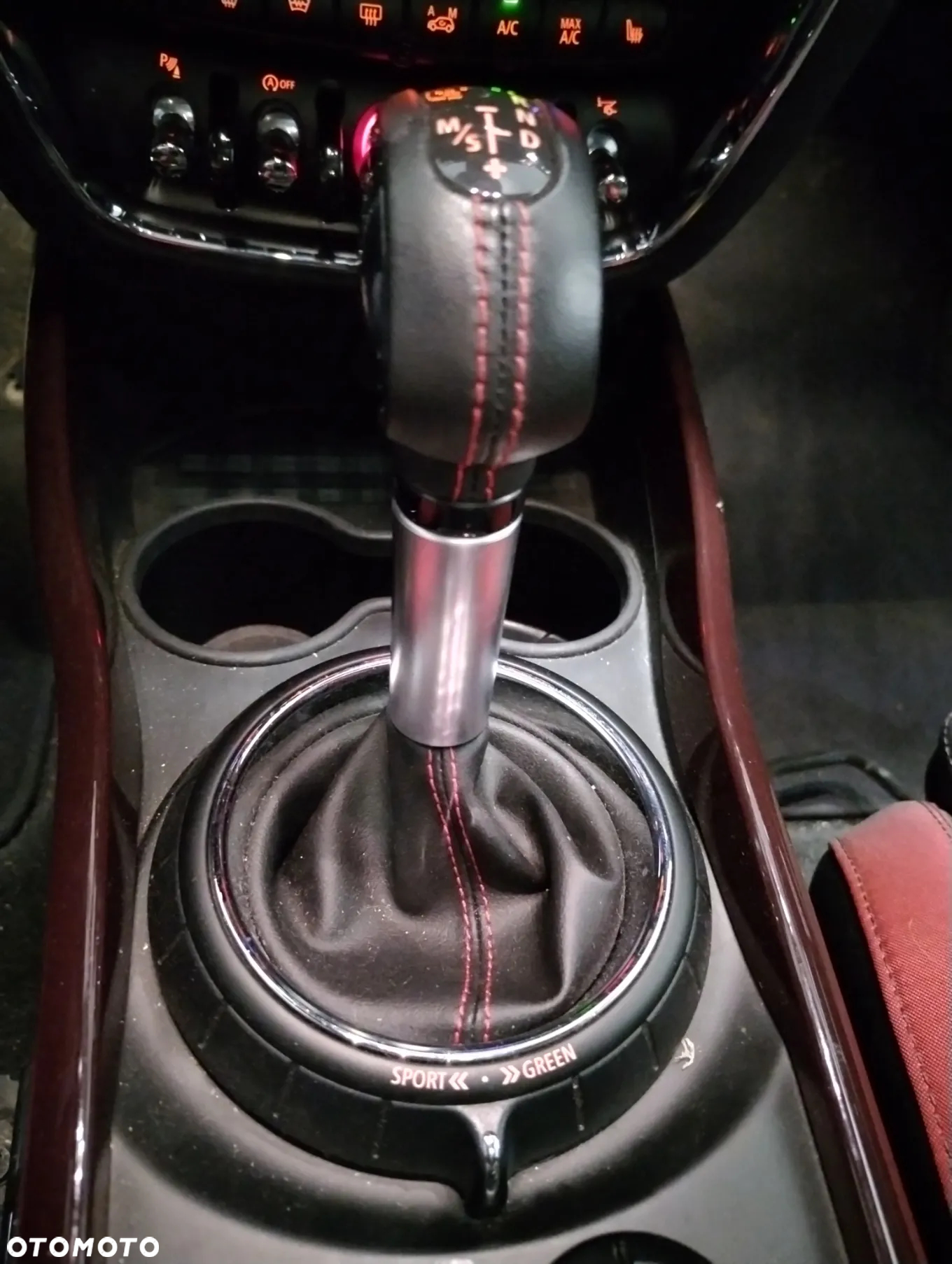 MINI John Cooper Works ALL4 sport - 17