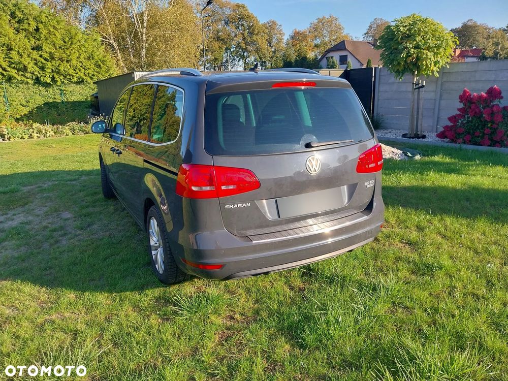 Volkswagen Sharan 2.0 TDI Highline - 9
