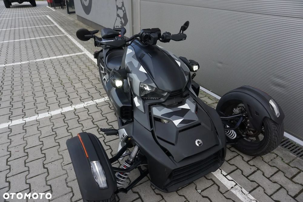 Can-Am Ryker - 8