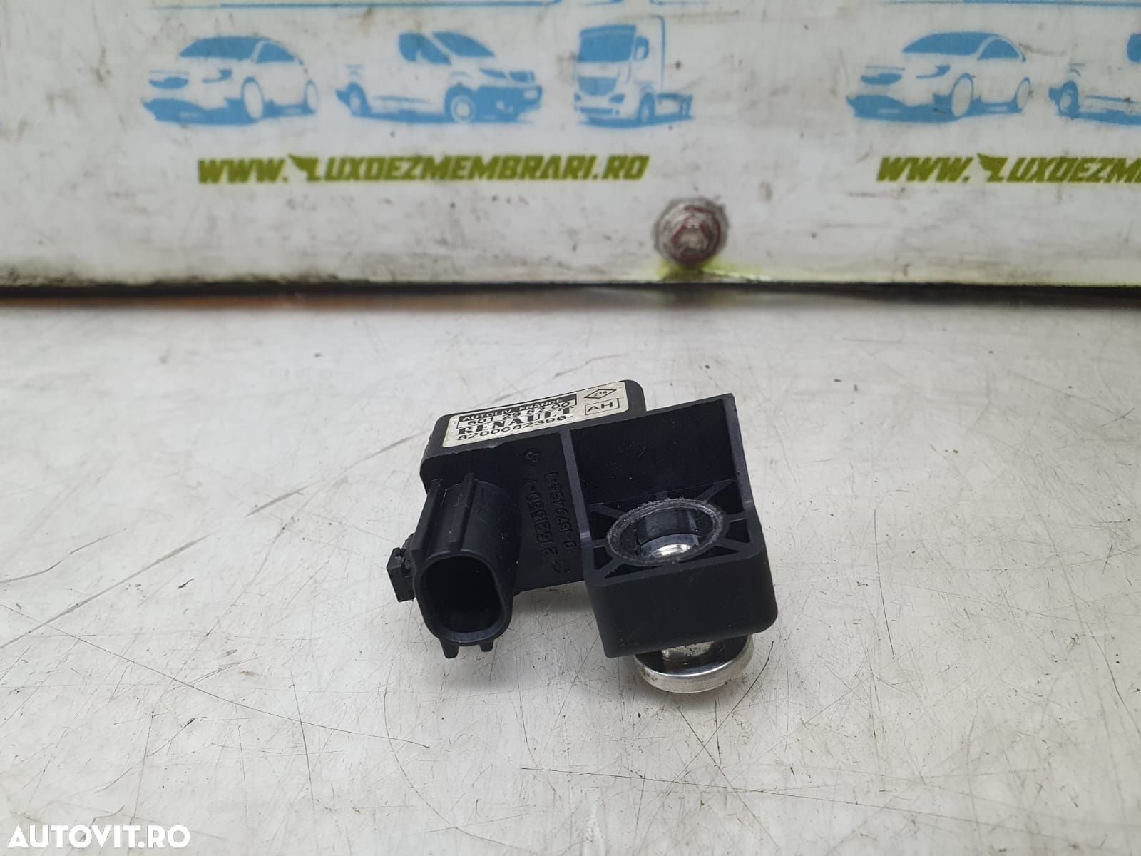Senzor impact 8200682396 Renault Megane 2 [2002 - 2006] 1.5 dci K9K73 - 1