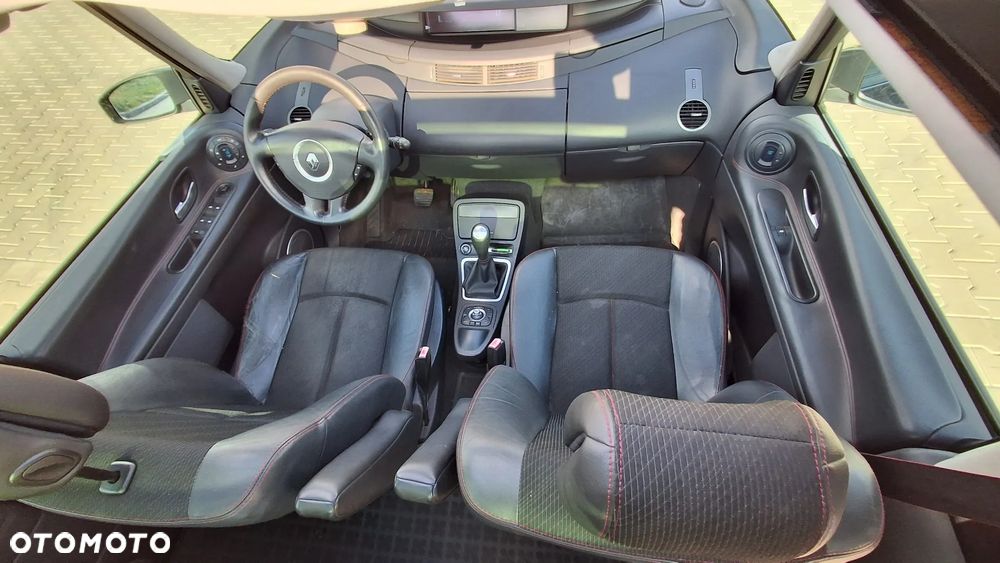 Renault Espace 2.0T Expression - 6