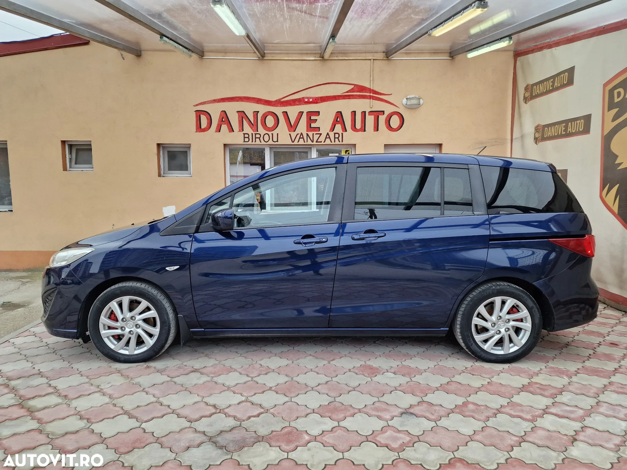 Mazda 5 - 4
